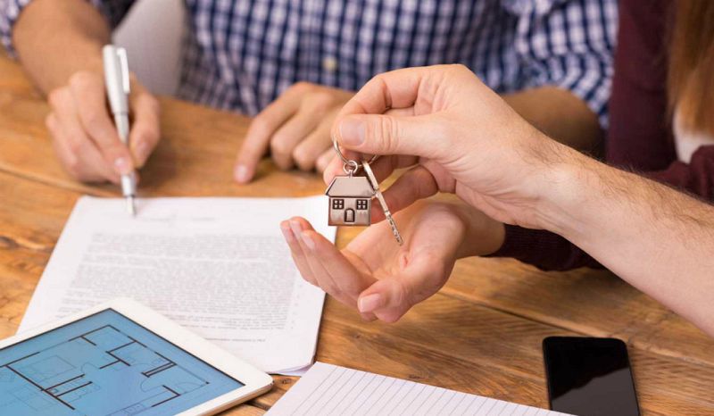 14 horas - La nueva ley hipotecaria no será retroactiva - Escuchar ahora