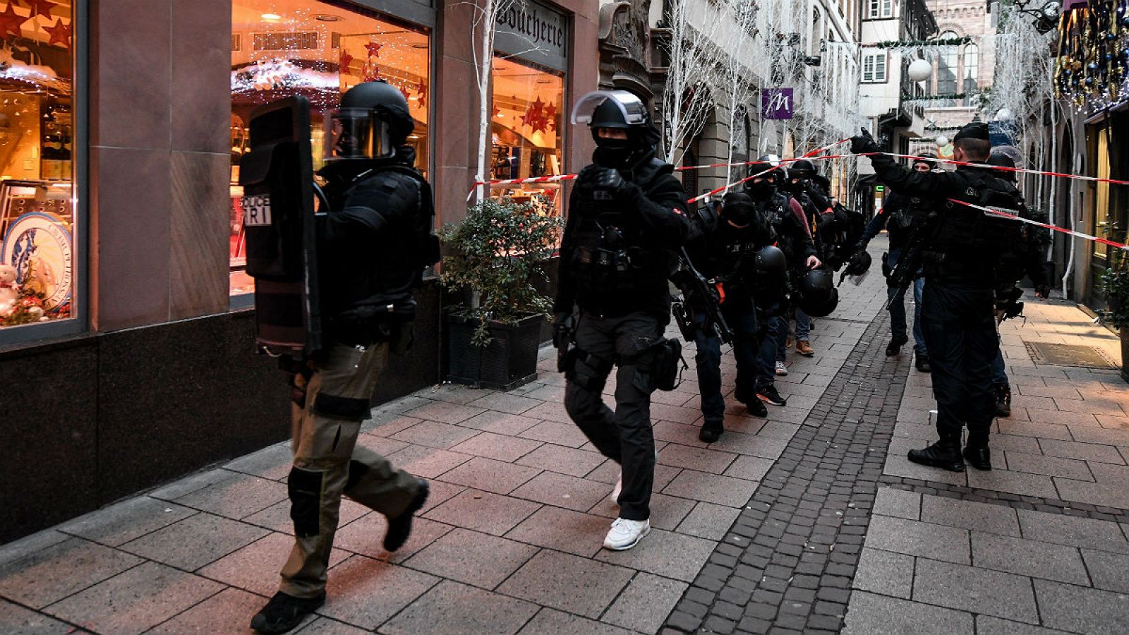 Las mañanas de RNE con Íñigo Alfonso - "Todo indica que lo de Estrasburgo es un ataque terrorista" - Escuchar ahora