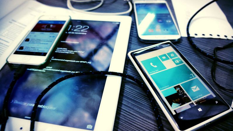 "La precaridad del periodismo condiciona su independencia" - Escuchar ahora