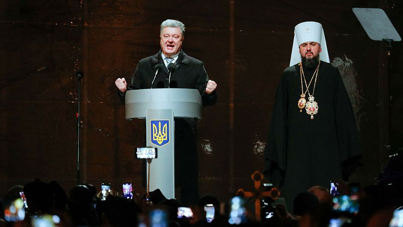 Porosenko crea su propia Iglesia ucraniana independiente de la rusa - Escuchar ahora