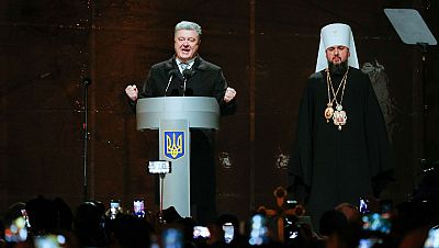 Porosenko crea su propia Iglesia ucraniana independiente de la rusa - Escuchar ahora 