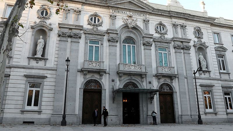 14 horas - El Tribunal Supremo rechaza suspender la exhumación de Franco - Escuchar ahora