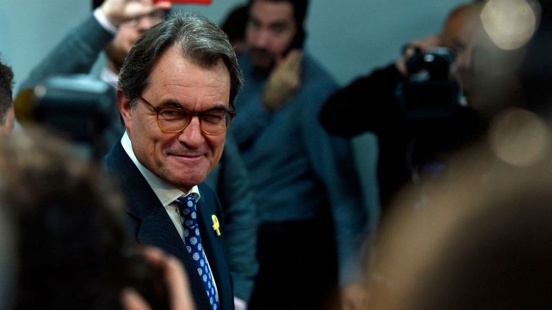 14 Horas - El Tribunal Supremo rebaja a un año y un mes la inhabilitación de Artur Mas - Escuchar ahora