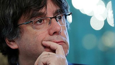 14 horas - El fiscal del Tribunal de Cuentas acusa a Puigdemont de desviar ocho millones para el 1-O - Escuchar ahora