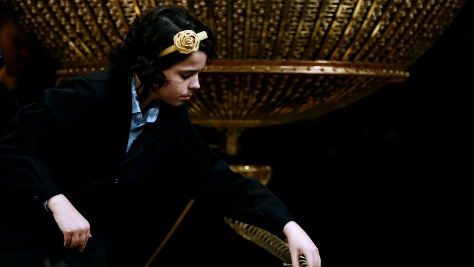 Lotería de Navidad ¿ El 04.211, tercer premio - Escuchar ahora