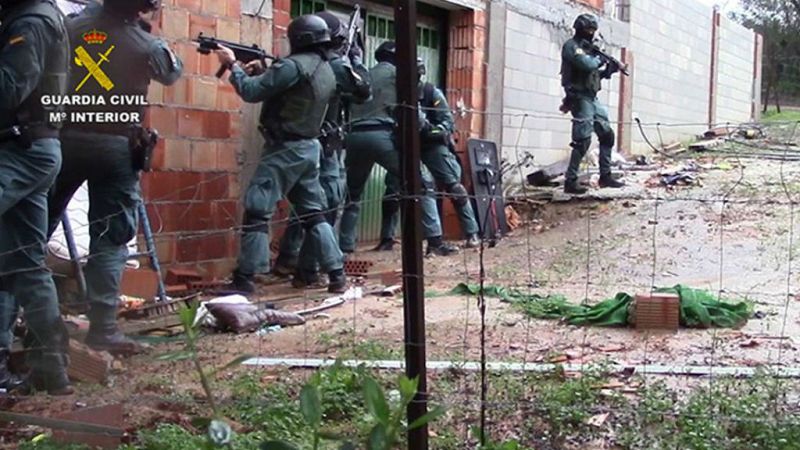 Boletines RNE - Detenidas 42 personas contra el tráfico de hachís en el Estrecho - Escuchar ahora