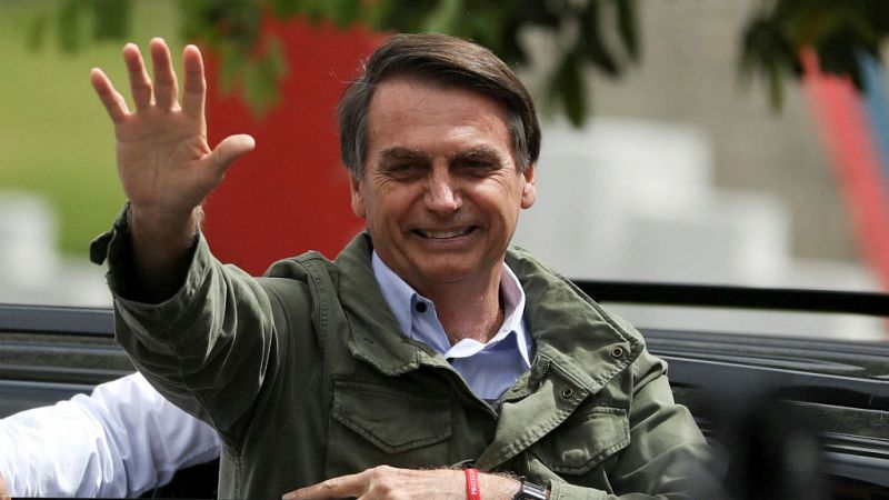 Boletines RNE - Bolsonaro asume la presidencia de Brasil - Escuchar ahora