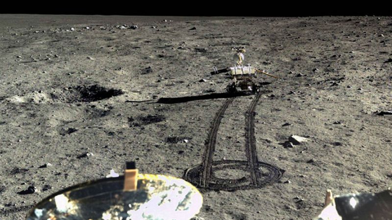  14 horas -  China realiza el primer alunizaje sobre la cara oculta de la Luna - escuchar ahora