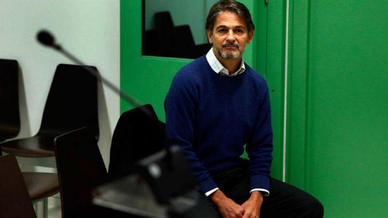 Boletines RNE - Oriol Pujol ingresará en prisión por cohecho y tráfico de influencias  - Escuchar ahora