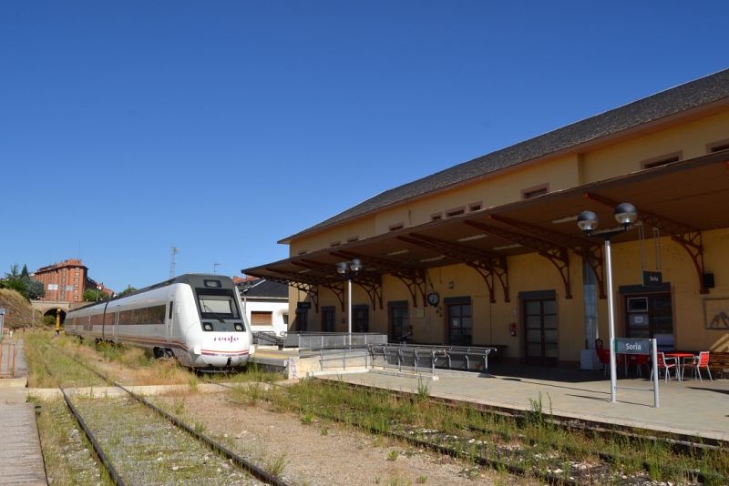 Boletines RNE - Soria se suma a las denuncias que exigen un tren digno - escuchar ahora