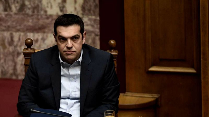 14 horas - Tsipras solicita su confianza al Parlamento griego - Escuchar ahora