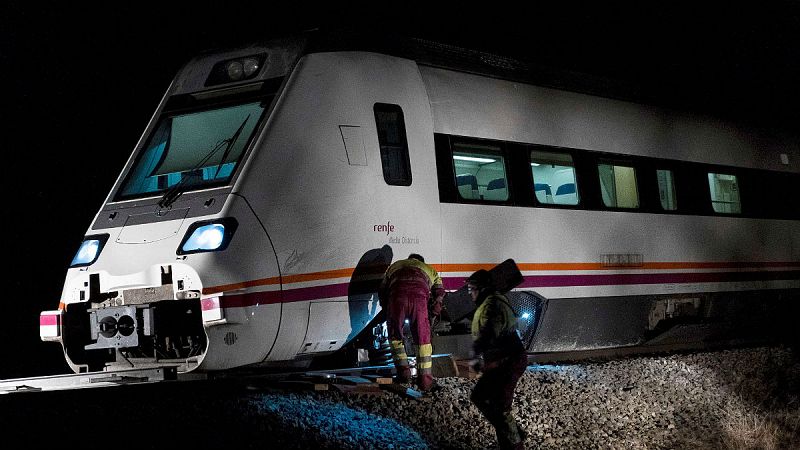 14 horas - Adif denuncia sabotaje el descarrilamiento de un tren en Torrijos - Escuchar ahora
