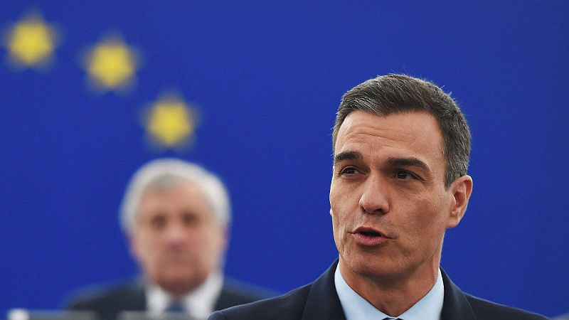 14 horas - Sánchez reivindica los derechos de las mujeres ante el Parlamento Europeo - RNE