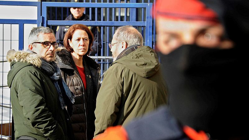  14 horas - Dos alcaldes de la CUP, entre los 11 detenidos por desórdenes en el aniversariod del 1-O - Escuchar ahora