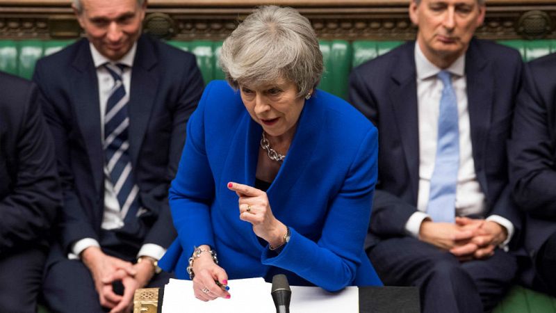  24 horas - Theresa May logra superar la moción de censura - escuchar ahora