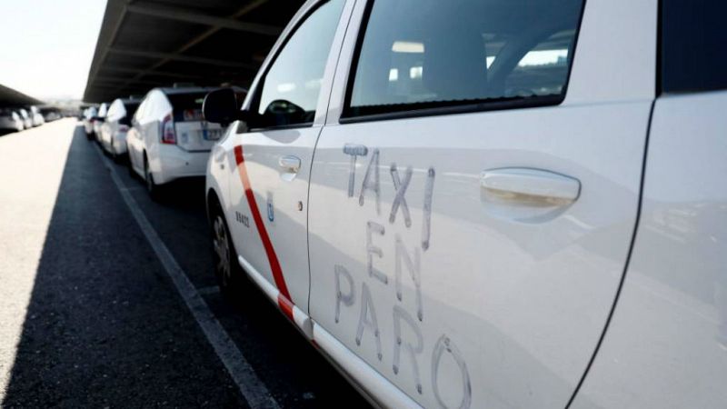 Las mañanas de RNE con Íñigo Alfonso - Huelga indefinida de los taxistas de Madrid contra los VTC - Escuchar ahora