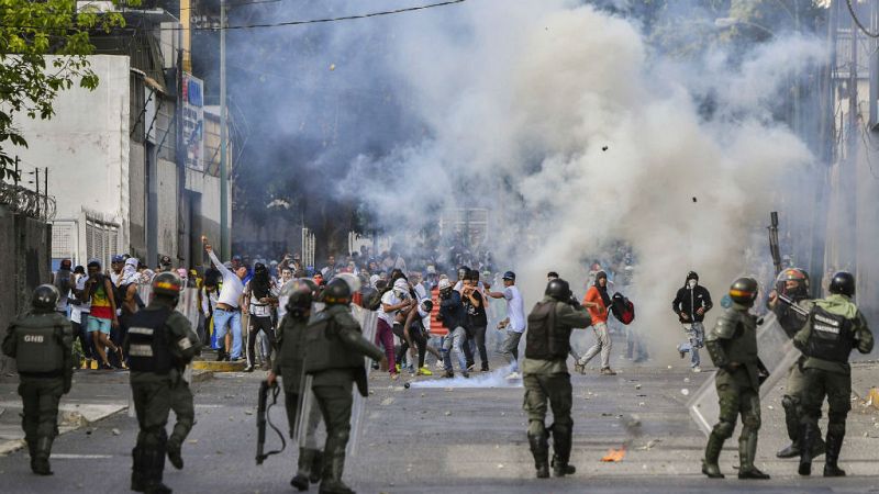  14 horas - Horas críticas en Venezuela tras la autoproclamación de Guaidó - Escuchar ahora 