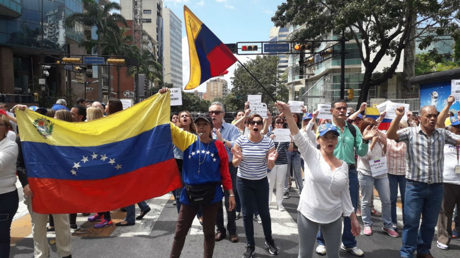  Nuevas movilizaciones en Venezuela contra Maduro - escuchar ahora