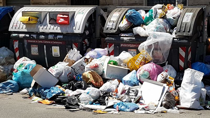 Todo Noticias - Mañana - La gestión de la basura en Roma, un asco - Escuchar ahora