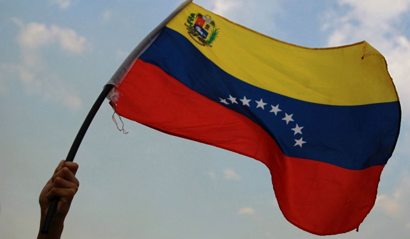 14 horas - La oposición venezolana exige ayuda humanitaria para la población - Escuchar ahora