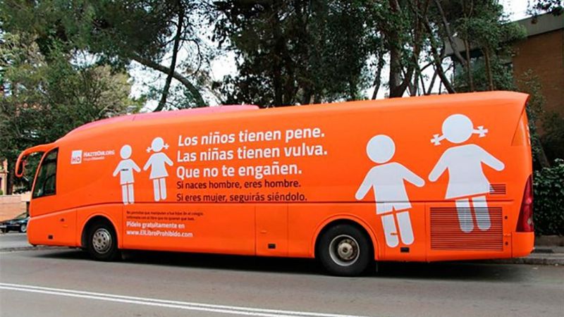  14 horas - El Gobierno anula la declaración de interés público a Hazte Oír por su autobús transfóbico - escuchar ahora