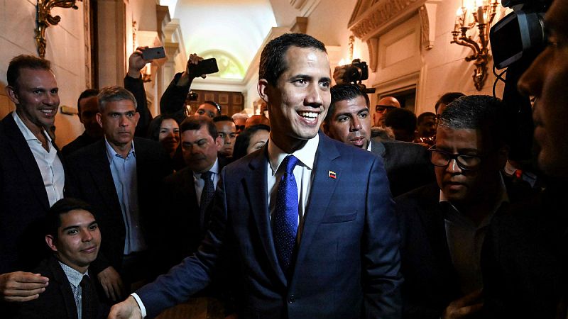 14 horas - Guaidó prepara el terreno para un gobierno de transición en Venezuela - Escuchar ahora