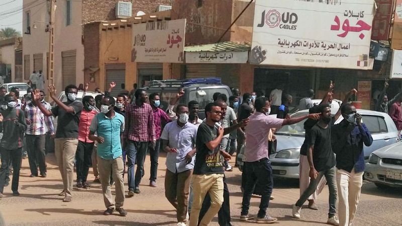  Cinco Continentes - Protestas en Sudán contra el presidente Al Bashir - Escuchar ahora