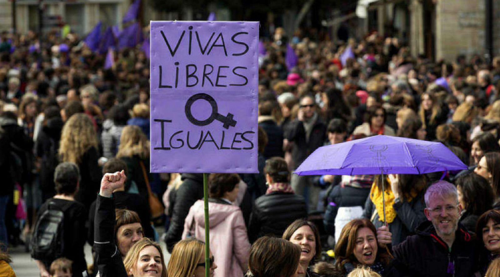 Todo Noticias - Mañana - "Mil motivos" para secundar la huelga feminista del 8M - Escuchar ahora 