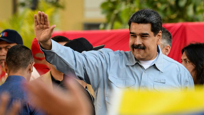  Boletines RNE - Maduro niega la existencia de una crisis humanitaria - escuchar ahora
