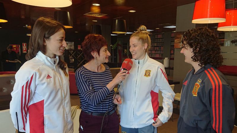 España, a hacer historia en fútbol sala femenino - Escuchar ahora