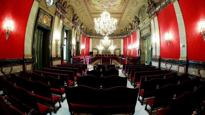 14 horas - El juicio del procés arranca este martes con un amplio despliegue y la ausencia de Puigdemont - Escuchar ahora
