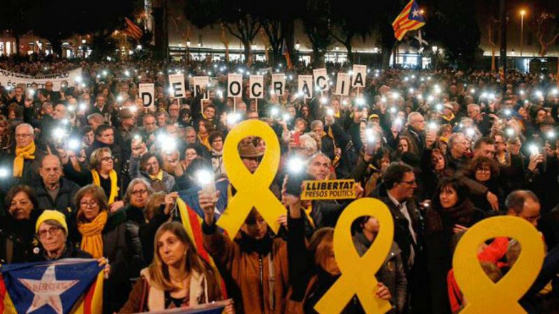  24 horas - Miles de personas protestan contra el juicio del 'procés' en Barcelona - escuchar ahora
