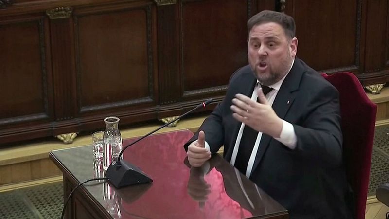  4 horas - Juicio del 'procés' - Junqueras niega la rebelión porque asegura que no avalaron ninguna acción violenta - Escuchar ahora 