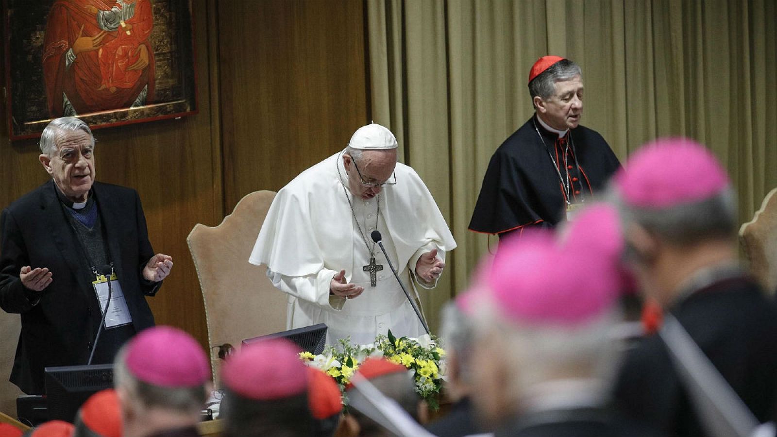 14 horas - El Vaticano analiza los informes de la ONU en el segundo día de la cumbre sobre los abusos - Escuchar ahora