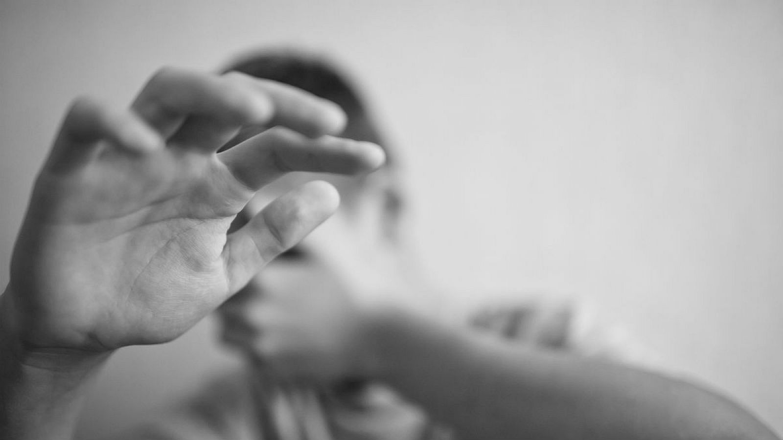 Abusos - Más de 30 denuncias contra un sacerdote de Bilbao - RNE - 14 horas | Escuchar
