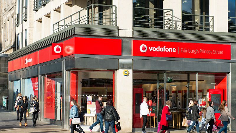 14 horas - Los sindicatos de Vodafone aceptan la última propuesta de ERE