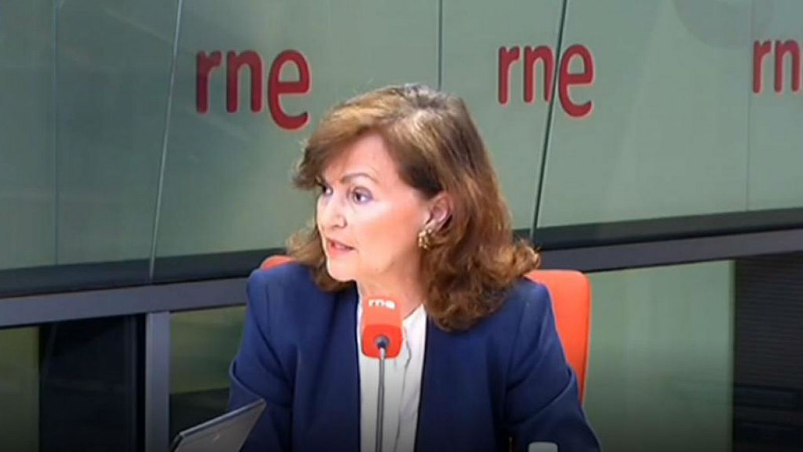 Las mañanas de RNE - Carmen Calvo: "La ampliación de las bajas por paternidad entrará en vigor el 1 de abril" - Escuchar ahora