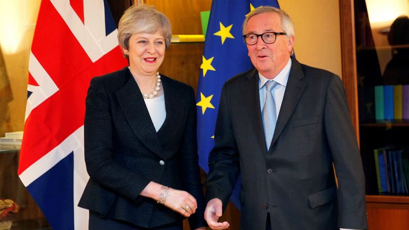 Las mañanas de RNE con Íñigo Alfonso - May y Juncker pactan el "ultimo texto" sobre el 'brexit' - Escuchar ahora