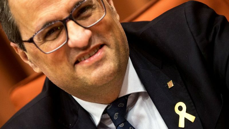  Boletines RNE - Torra insiste en que los lazos amarillos son libertad de expresión y no los retira - Escuchar ahora 