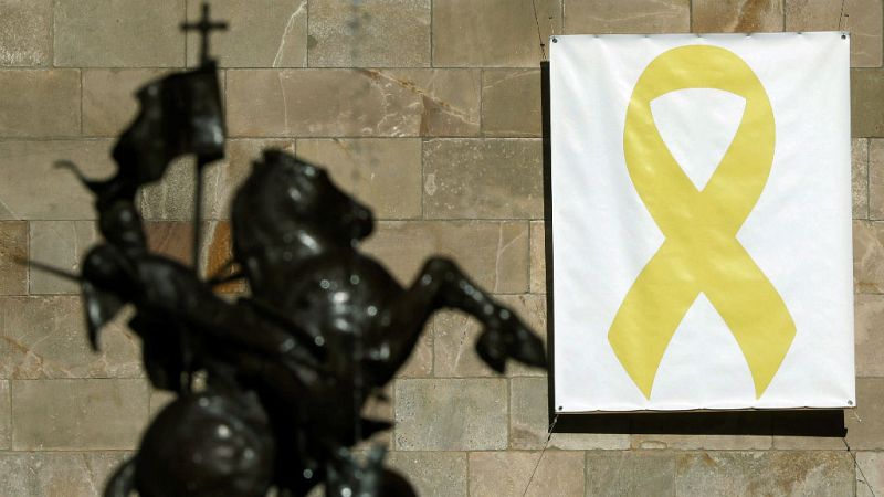 Las mañanas de RNE con Íñigo Alfonso - La Junta Electoral Central debe decidir sobre la no retirada de los símbolos independentistas - Escuchar ahora 