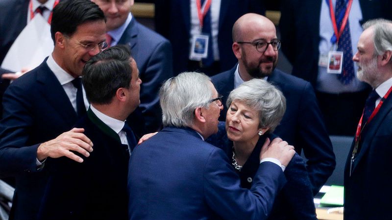 24 horas - May insiste ante los Veintisiete en la prórroga del 'Brexit' - Escuchar ahora