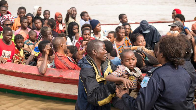 Las mañanas de RNE con Íñigo Alfonso - España envía ayuda humanitaria a Mozambique afectado por el ciclón IDAI - Escuchar ahora 
