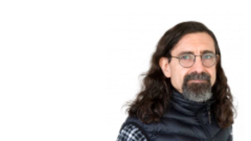 Mi gramo de locura - Rodrigo Fredes: un chileno "superviviente de la psiquiatría" - 22/03/19 - Escuchar ahora