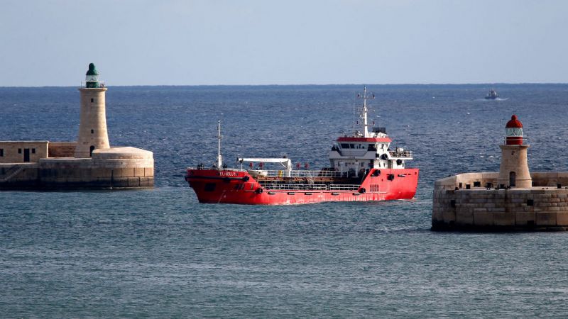 Las mañanas de RNE con Íñigo Alfonso - Malta toma el control del barco secuestrado por migrantes - Escuchar ahora