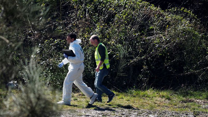 14 horas - Investigan las causas del fallecimiento de un hombre calcinado en Galicia - escuchar ahora