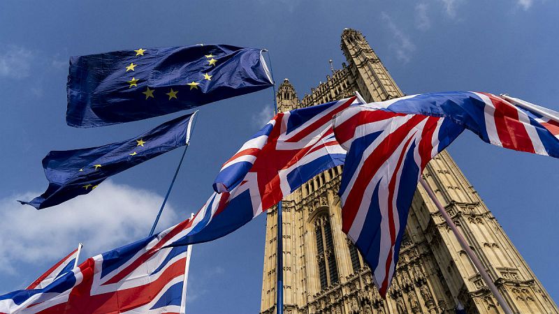 Boletines RNE - El Parlamento británico votará este viernes el acuerdo del 'Brexit' - Escuchar ahora