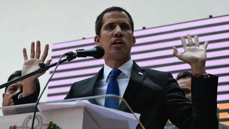  Boletines RNE - Maduro inhabilita a Guaidó para ejercer cargos públicos durante 15 años - ESCUCHAR AHORA