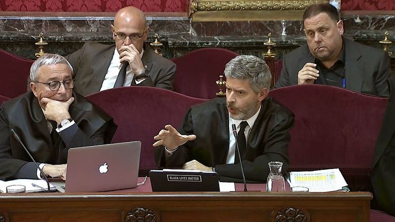 24 horas - Mossos y guardias civiles relatan hostigamientos durante el 'procés' - Escuchar ahora