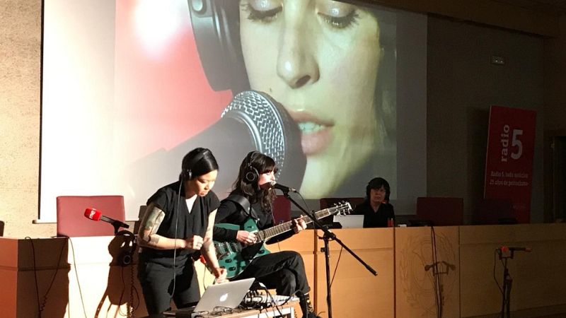  Todo noticias tarde - MOW en directo - escuchar ahora