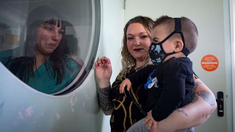 Las mañanas de RNE con Íñigo Alfonso - El Hospital Vall d'Hebron cura por primera vez en Europa a un niño burbuja - Escuchar ahora 